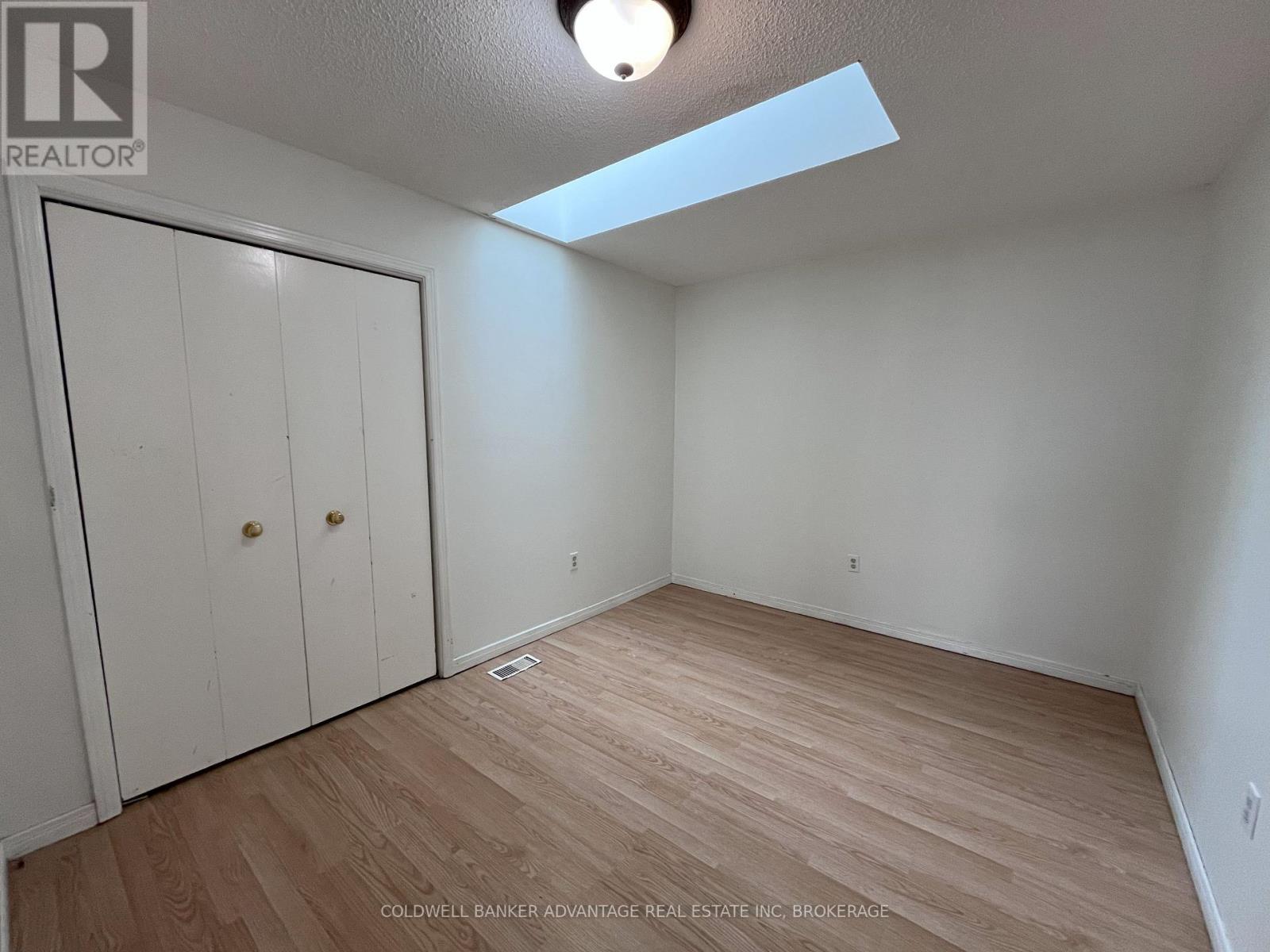 86 Commercial Street, Welland, Ontario  L3B 5Y9 - Photo 8 - X12763508