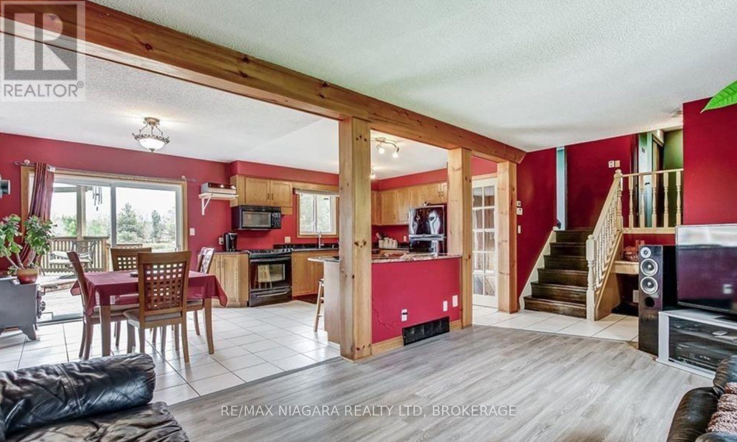 851 Forks Road E, Port Colborne, Ontario  L3K 5V5 - Photo 5 - X12763522