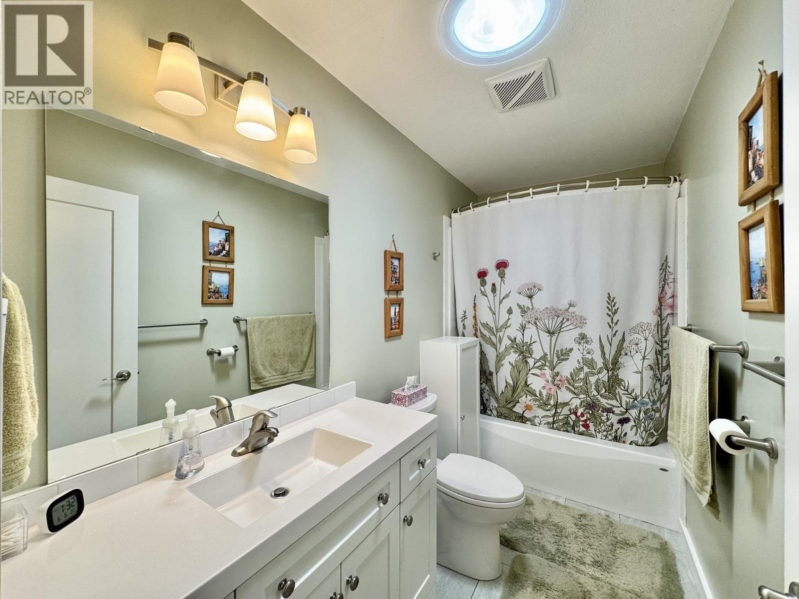 5606 Little Fort 24 Highway, Lone Butte, British Columbia  V0K 2E2 - Photo 25 - R3087134