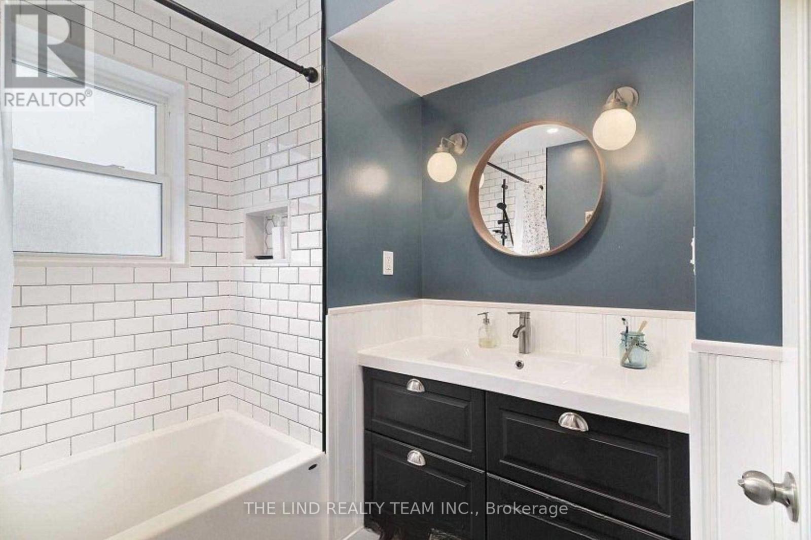 78 Richardson Drive, Aurora, Ontario  L4G 1Z3 - Photo 16 - N12763148