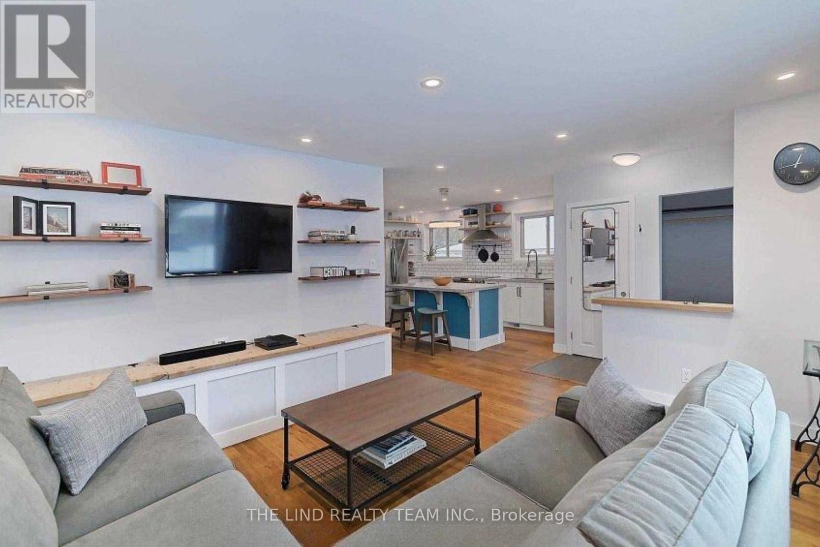 78 Richardson Drive, Aurora, Ontario  L4G 1Z3 - Photo 8 - N12763148