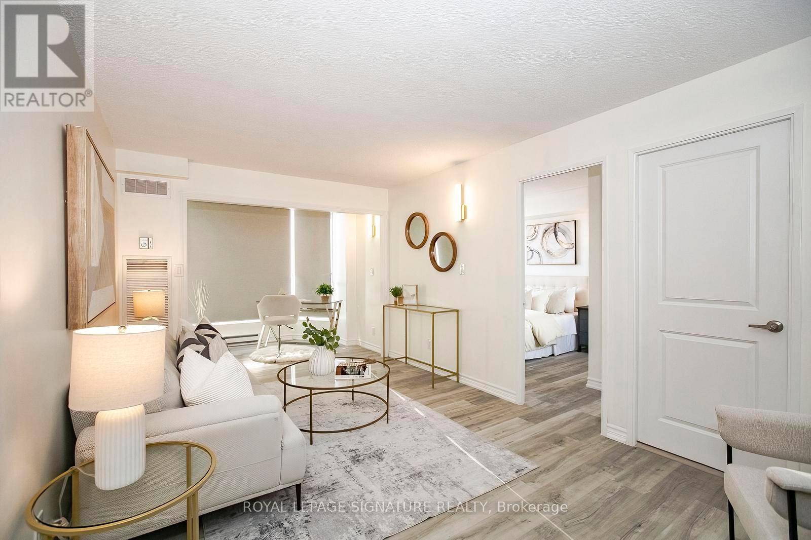 1516 - 145 Hillcrest Avenue, Mississauga, Ontario  L5B 3Z1 - Photo 19 - W12762926