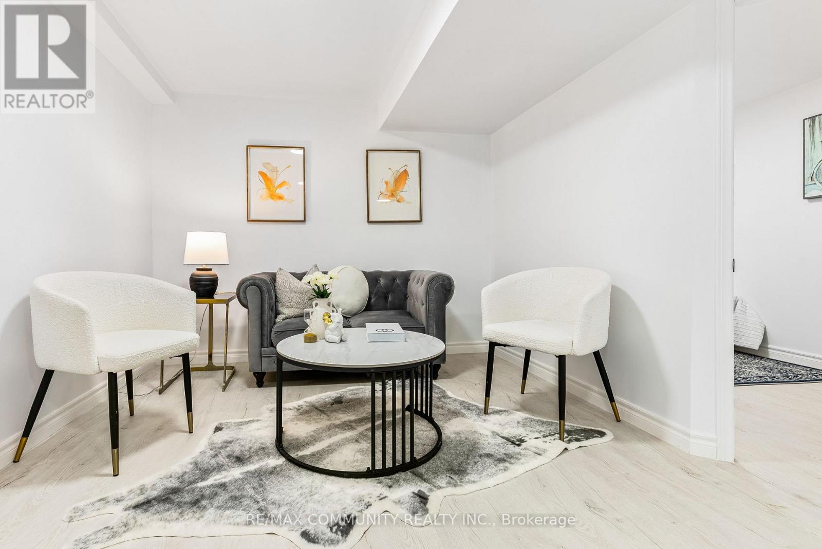 42 Kay Drive, Toronto, Ontario  M9V 4V6 - Photo 32 - W12763112