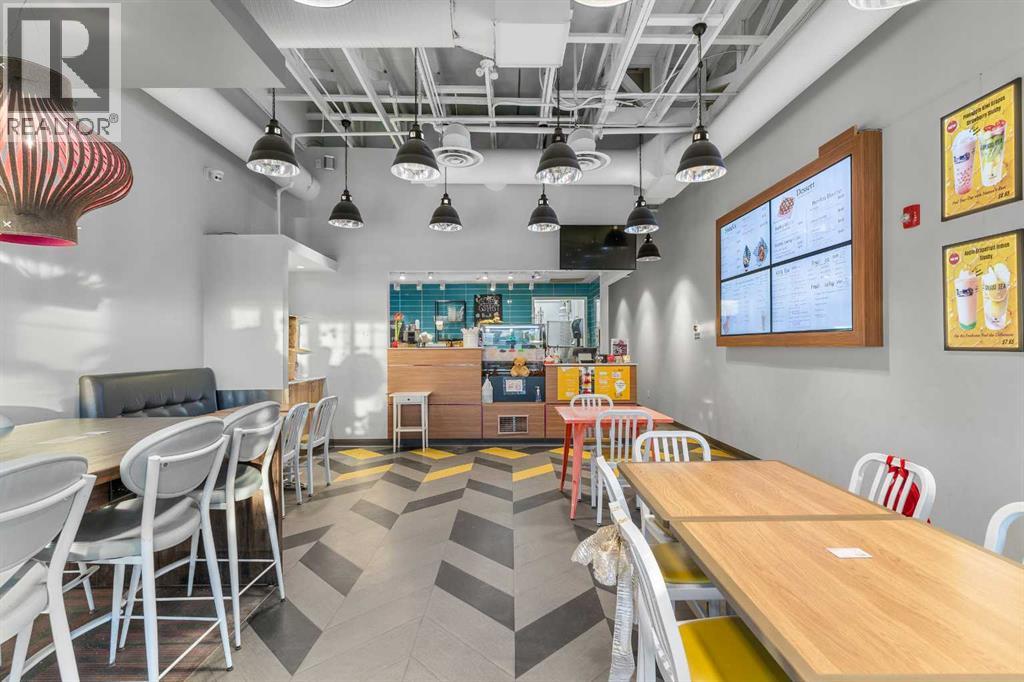 104, 1851 Sirocco Drive Sw, Calgary, Alberta  T3H 4R5 - Photo 5 - A2284291