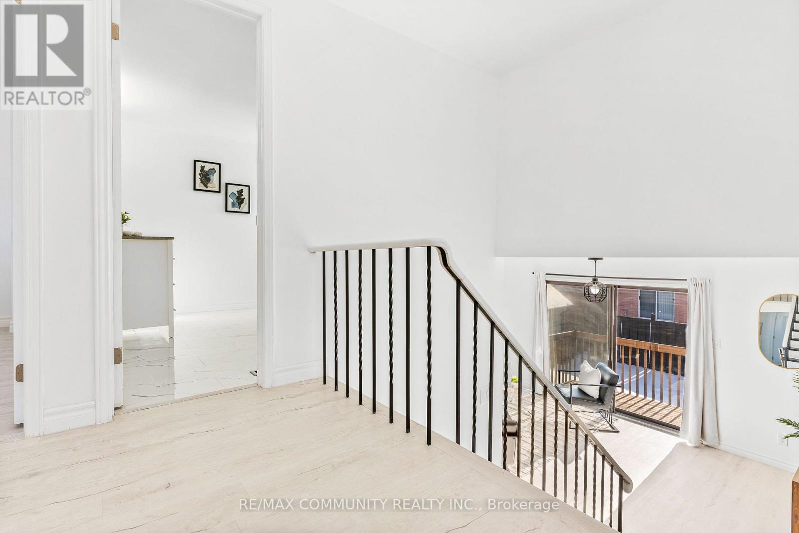 42 Kay Drive, Toronto, Ontario  M9V 4V6 - Photo 25 - W12763112