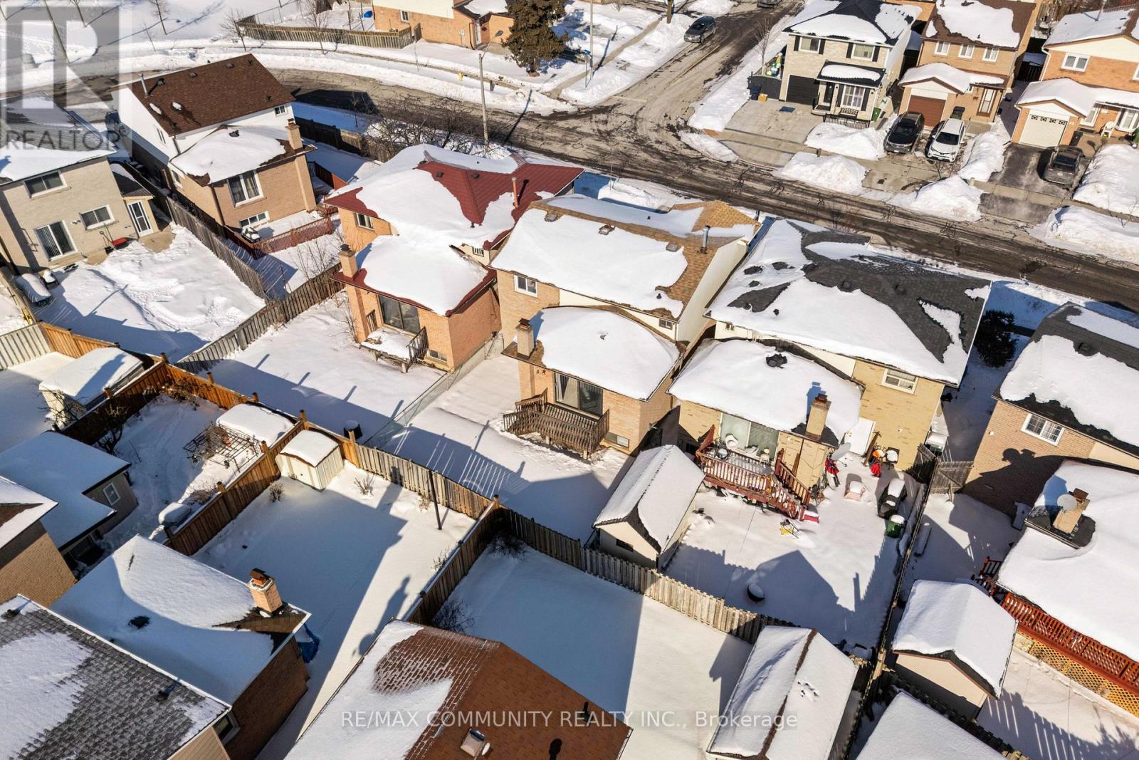 42 Kay Drive, Toronto, Ontario  M9V 4V6 - Photo 46 - W12763112