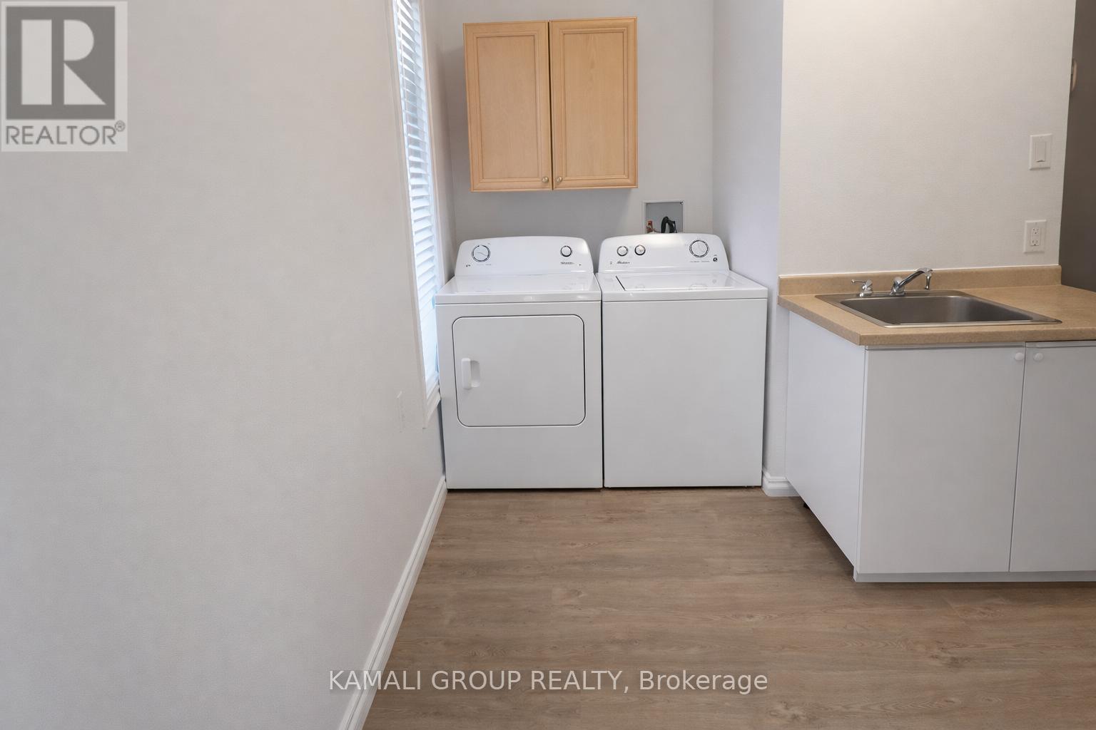 3 - 36 Oakridge Avenue, St. Catharines, Ontario  L2T 2M8 - Photo 9 - X12687476