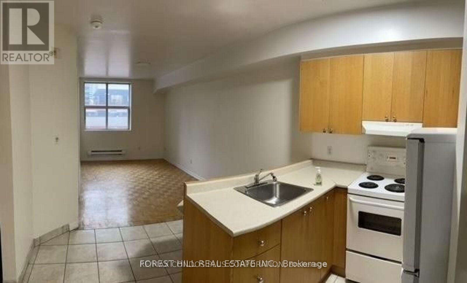 202 - 126 Dundas Street, Toronto, Ontario  M5B 1E2 - Photo 3 - C12763418