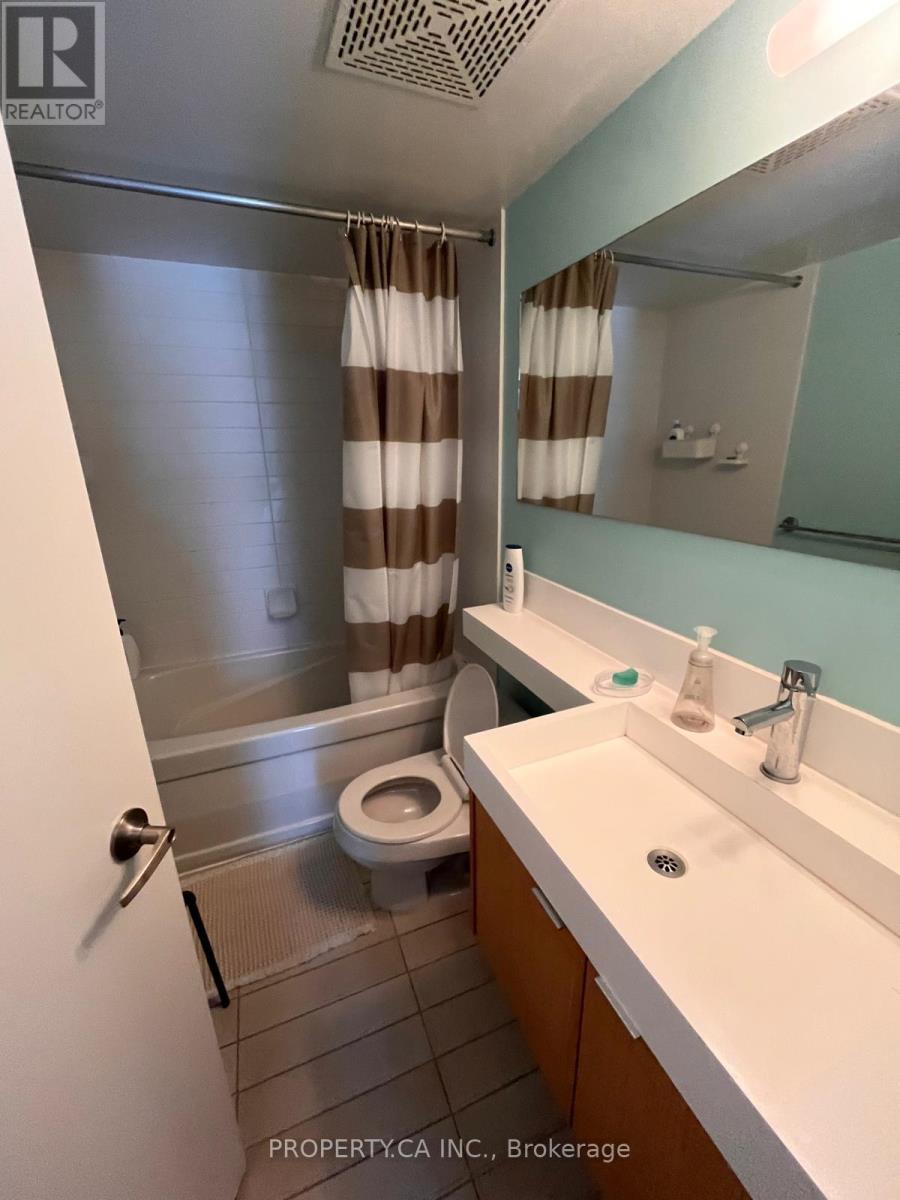 515 - 25 Telegram Mews, Toronto, Ontario  M5V 3Z1 - Photo 12 - C12763534