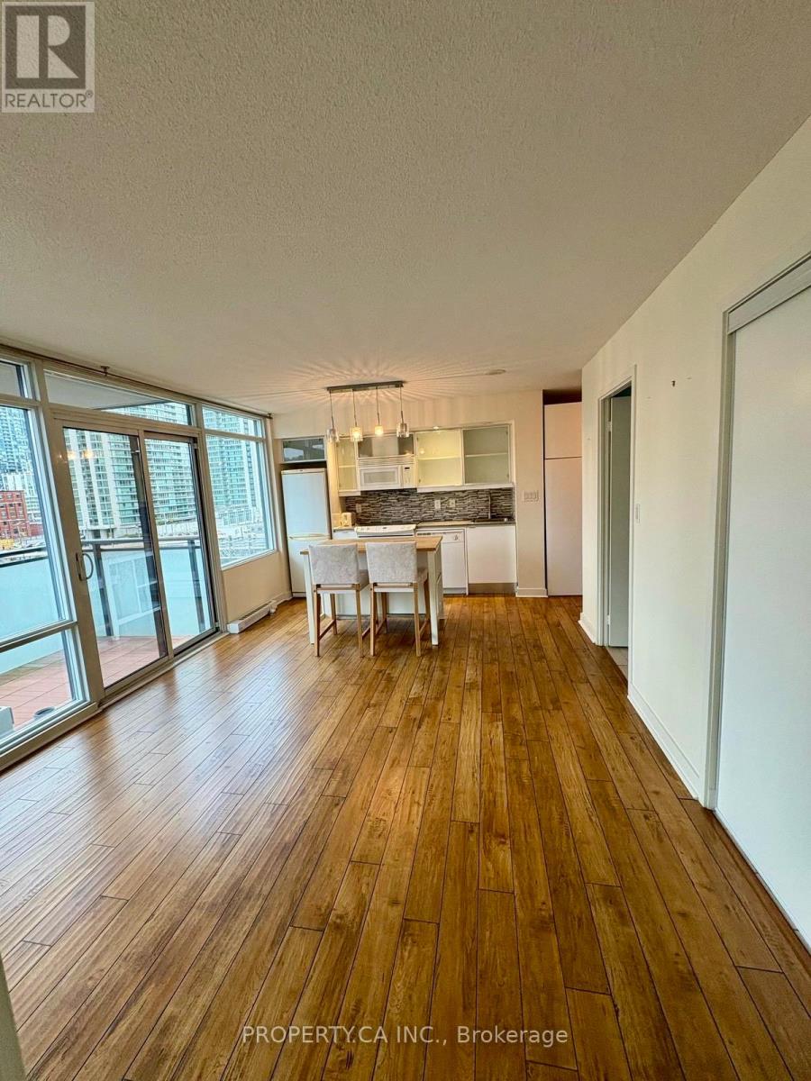 515 - 25 Telegram Mews, Toronto, Ontario  M5V 3Z1 - Photo 8 - C12763534