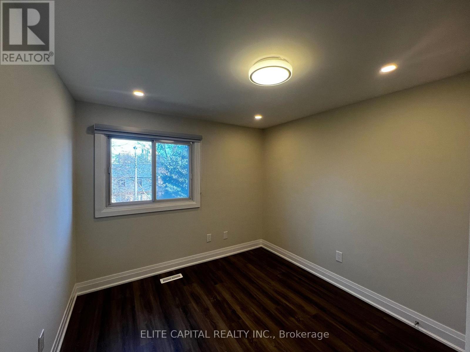 135 Gypsy Rose Way, Toronto, Ontario  M2N 5Z1 - Photo 7 - C12763572