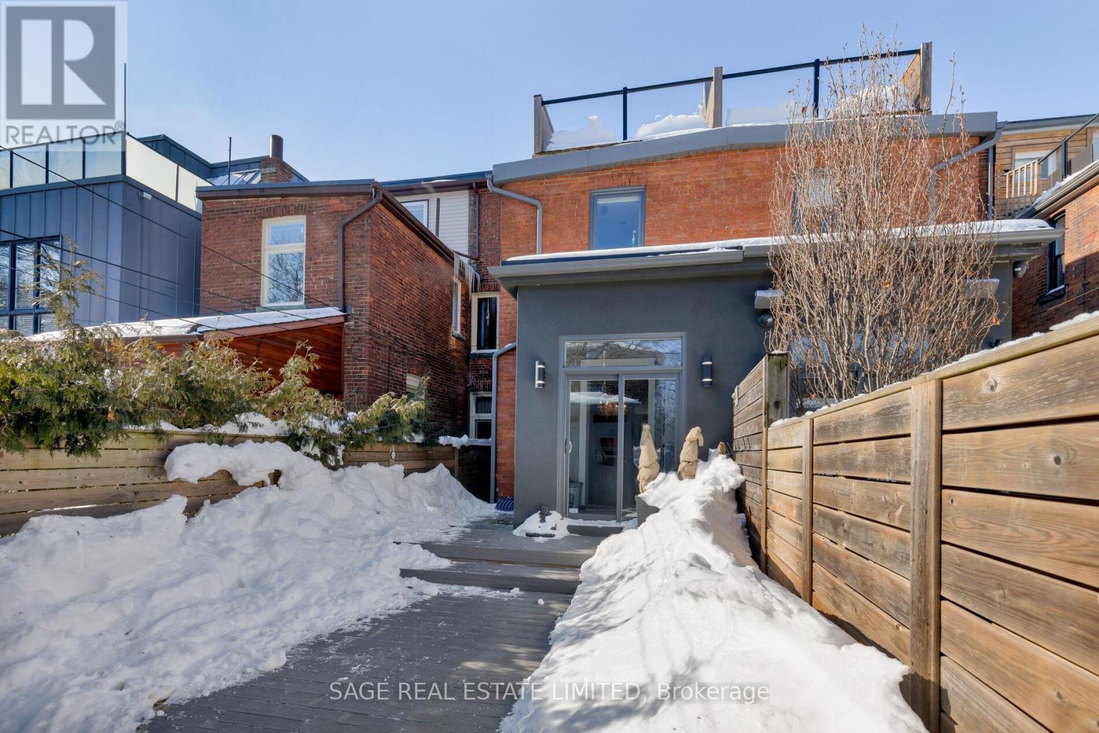 221 Crawford Street, Toronto, Ontario  M6J 2V5 - Photo 17 - C12763600