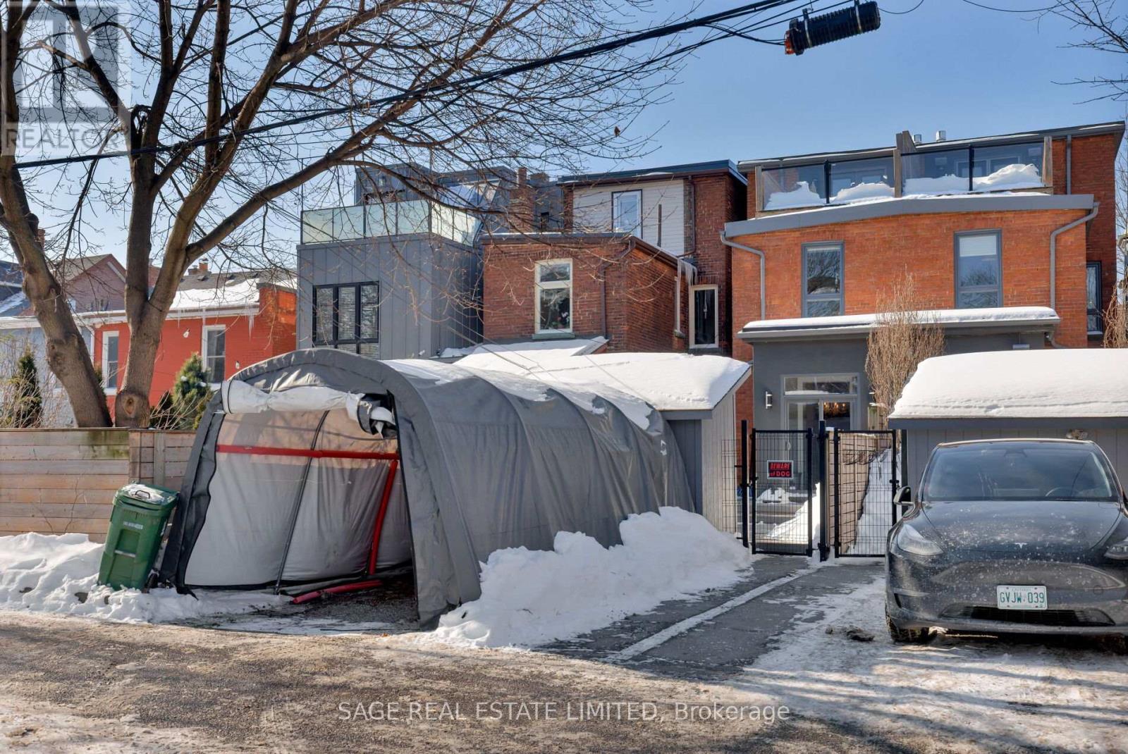 221 Crawford Street, Toronto, Ontario  M6J 2V5 - Photo 18 - C12763600