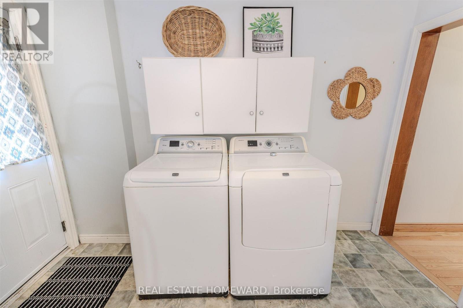 462 & 464 Sammon Avenue, Toronto, Ontario  M4J 2B2 - Photo 17 - E12763528