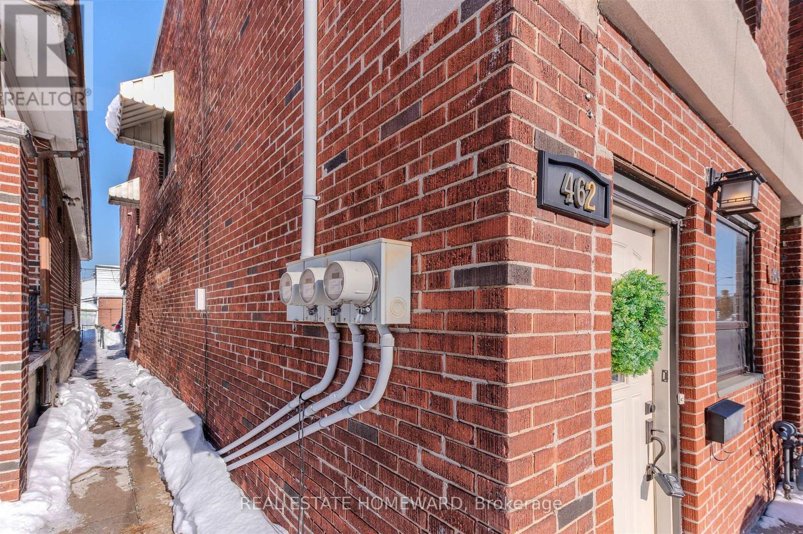 462 & 464 Sammon Avenue, Toronto, Ontario  M4J 2B2 - Photo 2 - E12763528