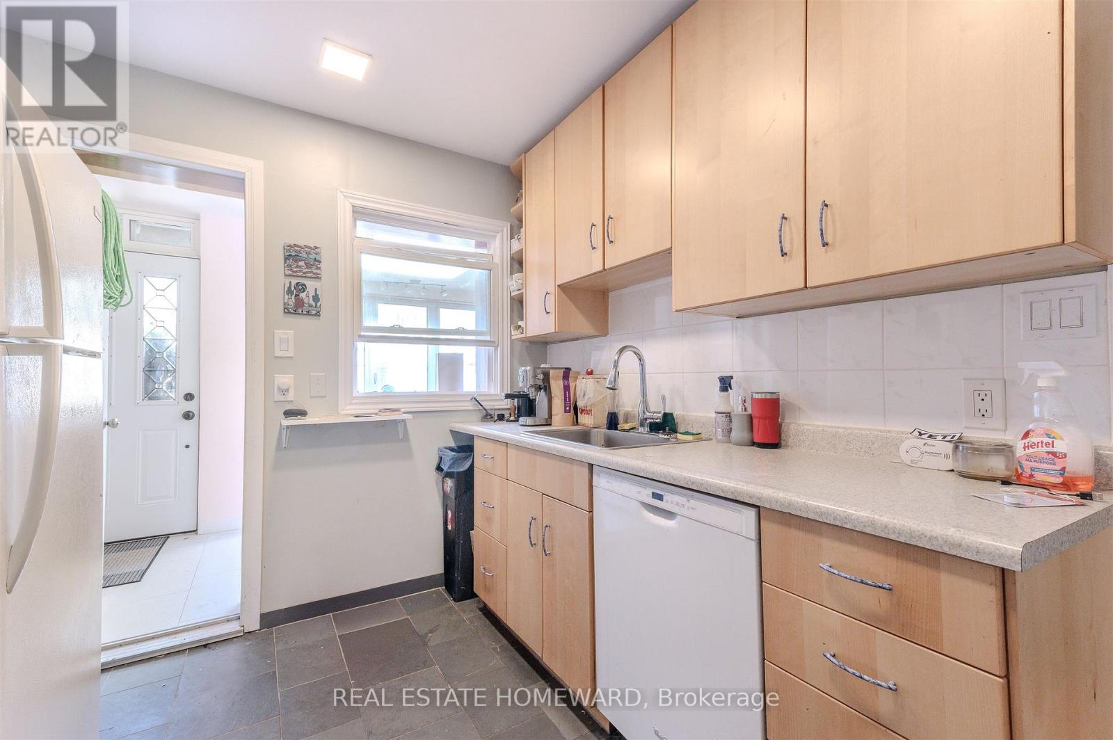 462 & 464 Sammon Avenue, Toronto, Ontario  M4J 2B2 - Photo 26 - E12763528