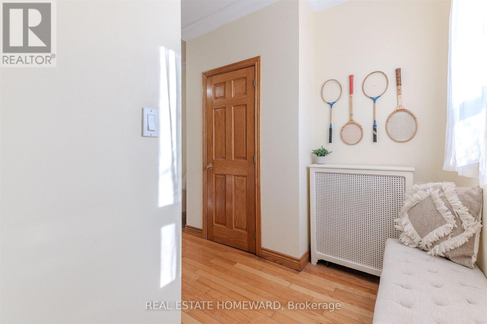 462 & 464 Sammon Avenue, Toronto, Ontario  M4J 2B2 - Photo 5 - E12763528