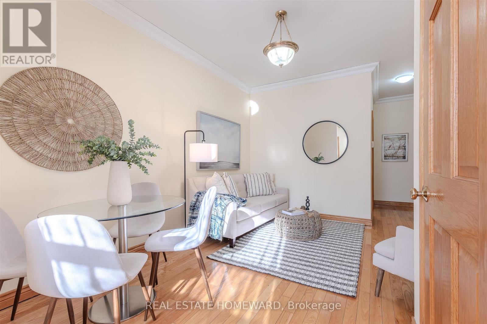 462 & 464 Sammon Avenue, Toronto, Ontario  M4J 2B2 - Photo 9 - E12763528