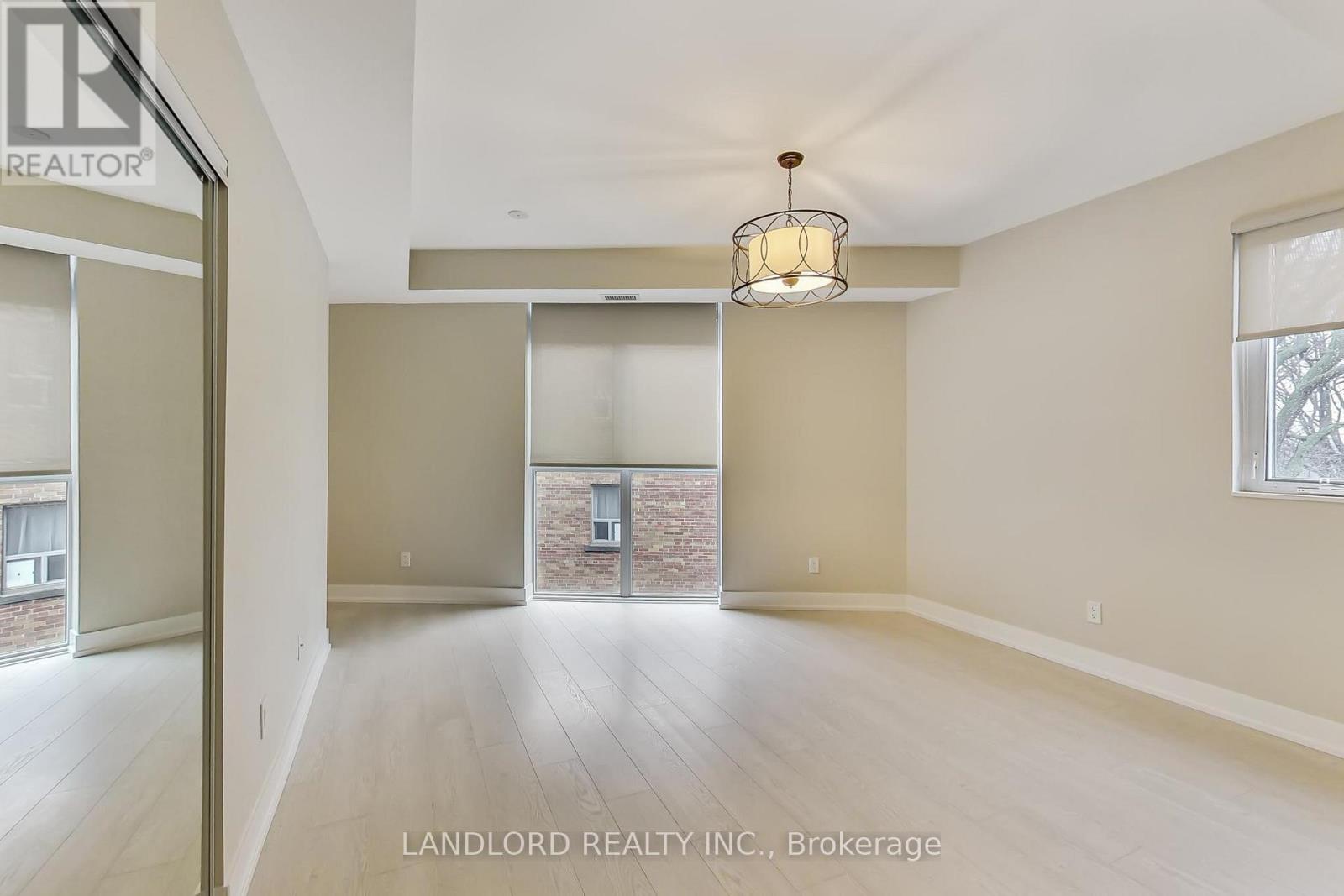 304 - 2a Queensbury Avenue, Toronto, Ontario  M1N 2X7 - Photo 17 - E12763570