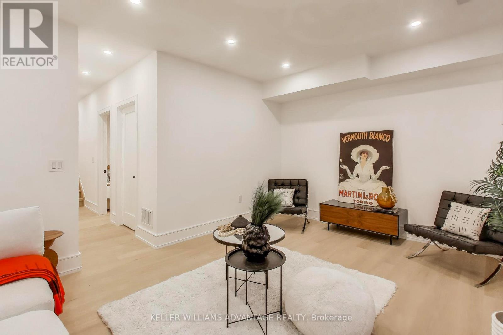 102 Yardley Avenue, Toronto, Ontario  M4B 2B1 - Photo 34 - E12763620