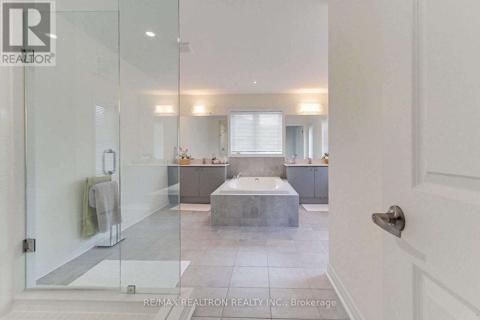 2236 Lozenby Street, Innisfil, Ontario  L9S 0M8 - Photo 32 - N12763438