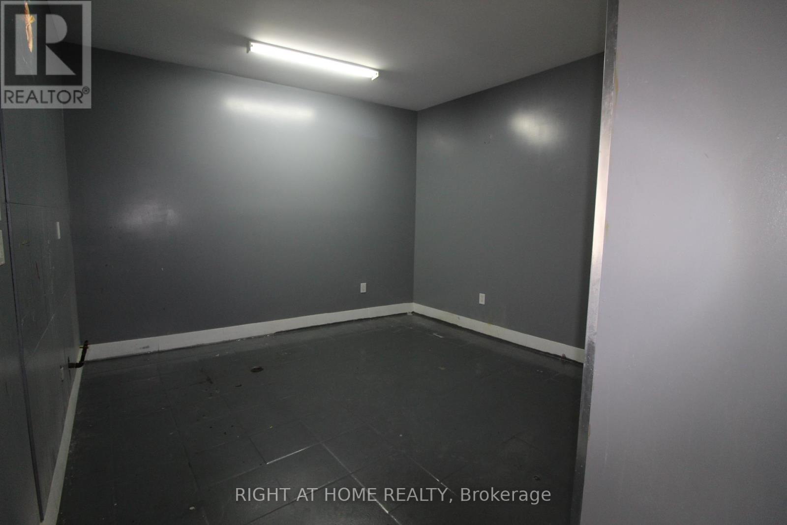 D - 9 Queen Street, Innisfil (Cookstown), Ontario  L0L 1L0 - Photo 14 - N12763462