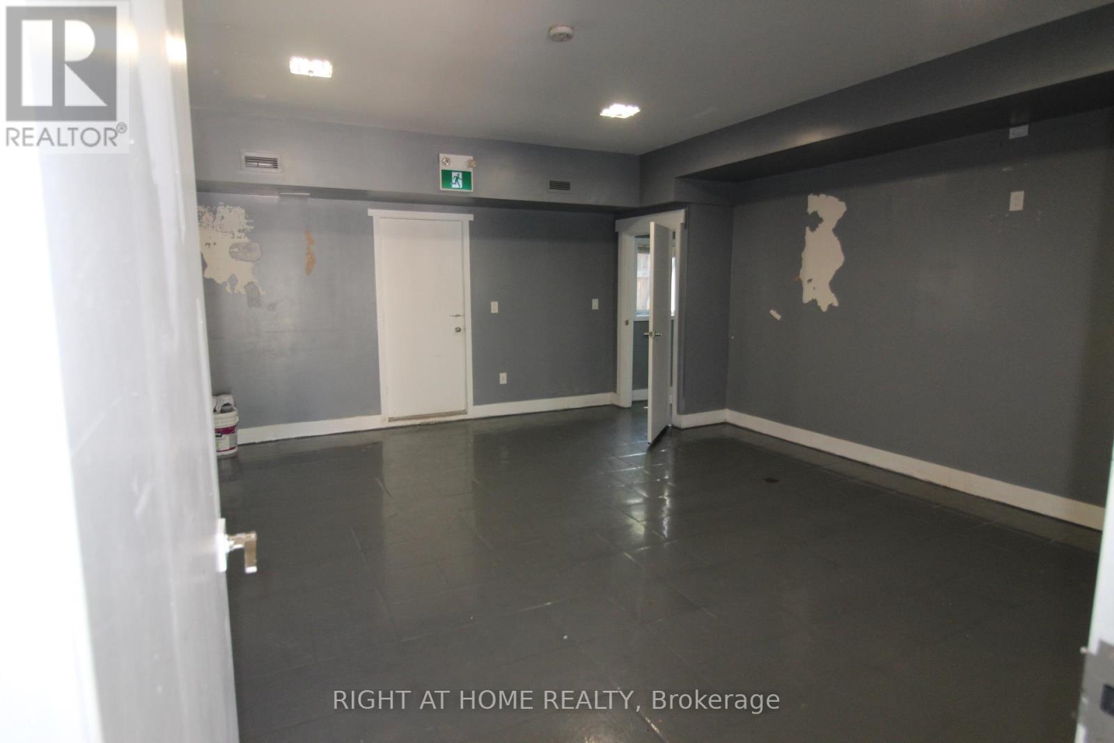 D - 9 Queen Street, Innisfil (Cookstown), Ontario  L0L 1L0 - Photo 8 - N12763462