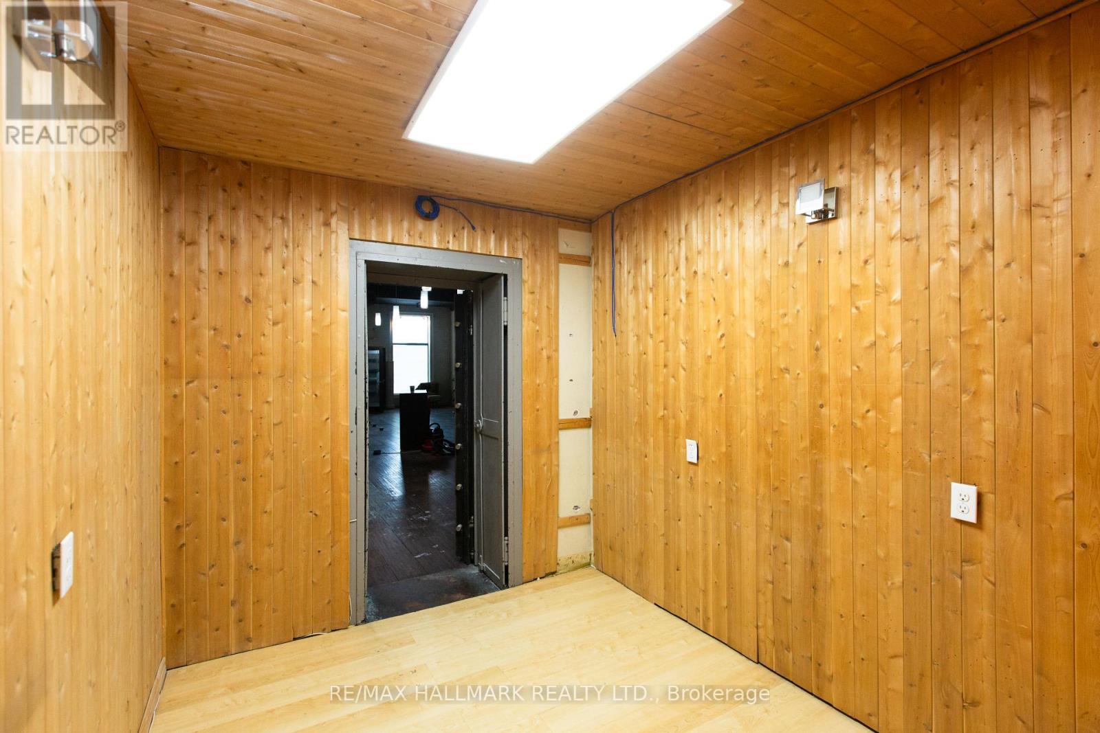 306a Eglinton Avenue W, Toronto, Ontario  M4R 1B2 - Photo 13 - C12740598