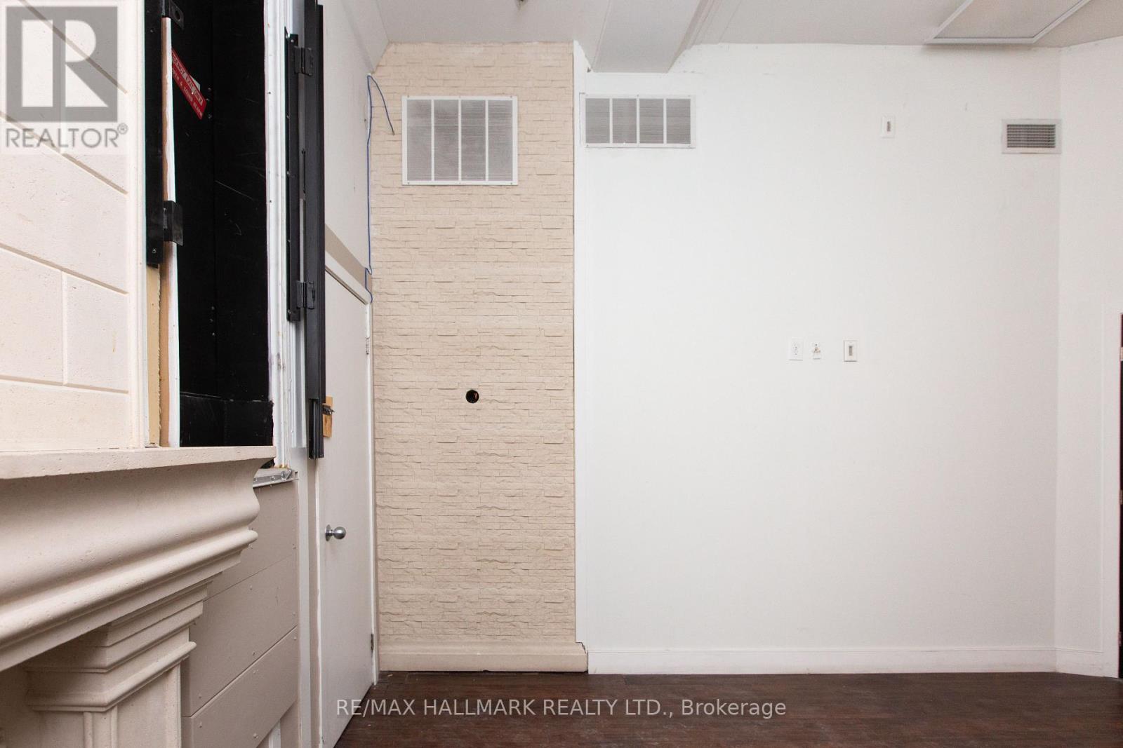 306a Eglinton Avenue W, Toronto, Ontario  M4R 1B2 - Photo 16 - C12740598