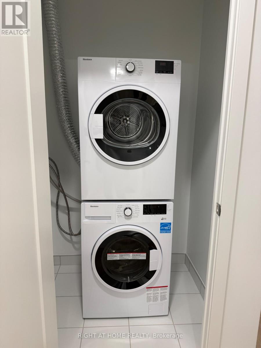 B909 - 9751 Markham Road, Markham, Ontario  L6E 0W3 - Photo 5 - N12757862