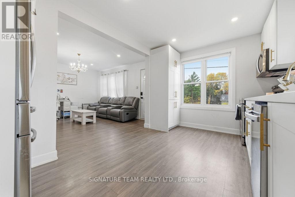 8613 60 Highway, North Algona Wilberforce, Ontario  K0J 1T0 - Photo 5 - X12737060