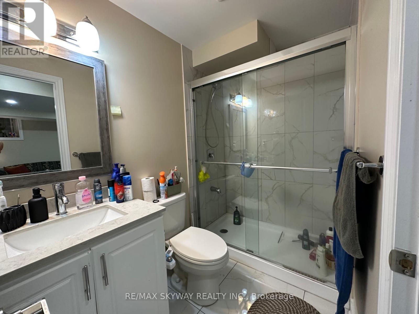 Basement - 71 Vezna Crescent, Brampton, Ontario  L6X 5K4 - Photo 4 - W12763416