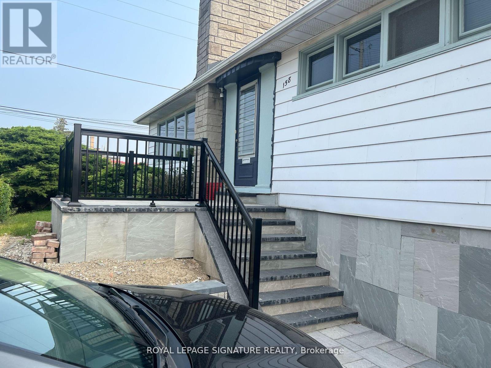 158 Church Street, Mississauga, Ontario  L5M 1T9 - Photo 2 - W12763442