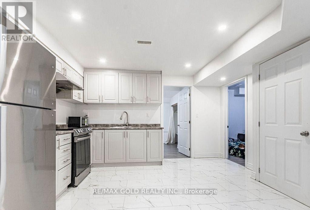 60 BLOCK ROAD, Brampton, Ontario