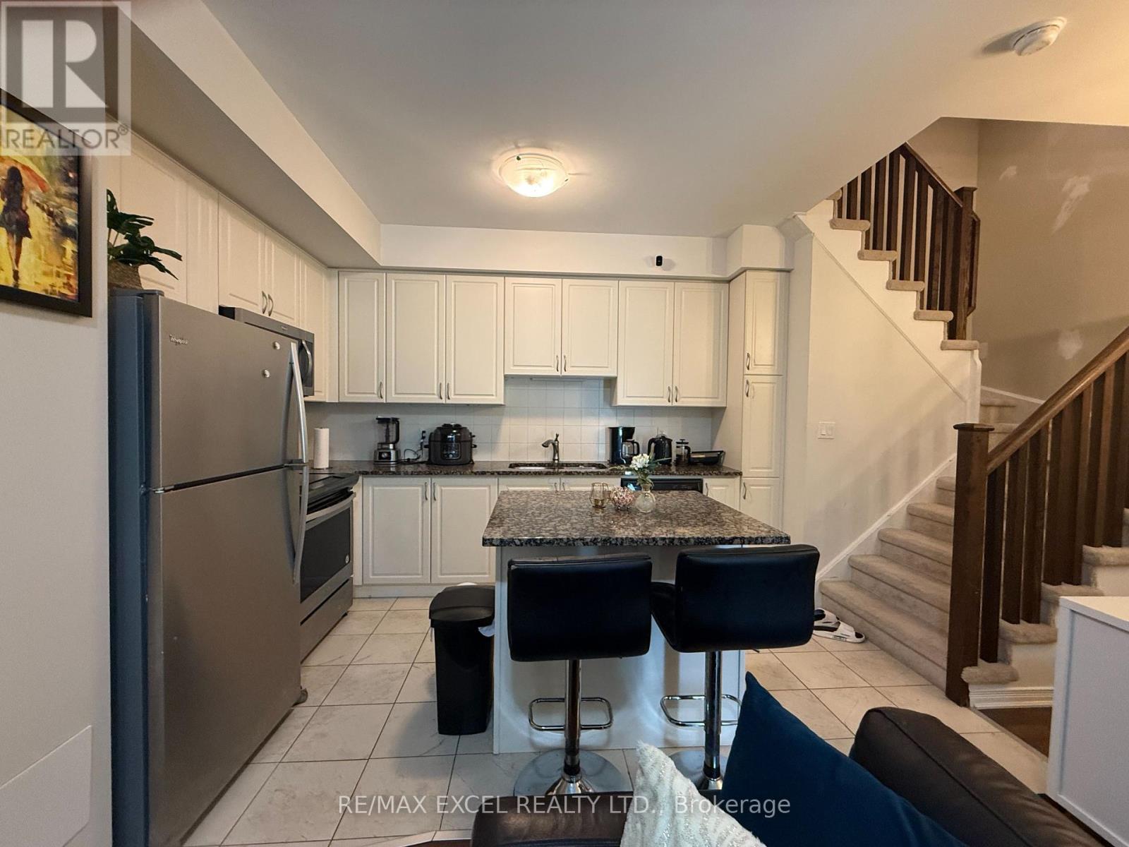 86 - 15 Applewood Lane, Toronto, Ontario  M9C 0C1 - Photo 5 - W12763518