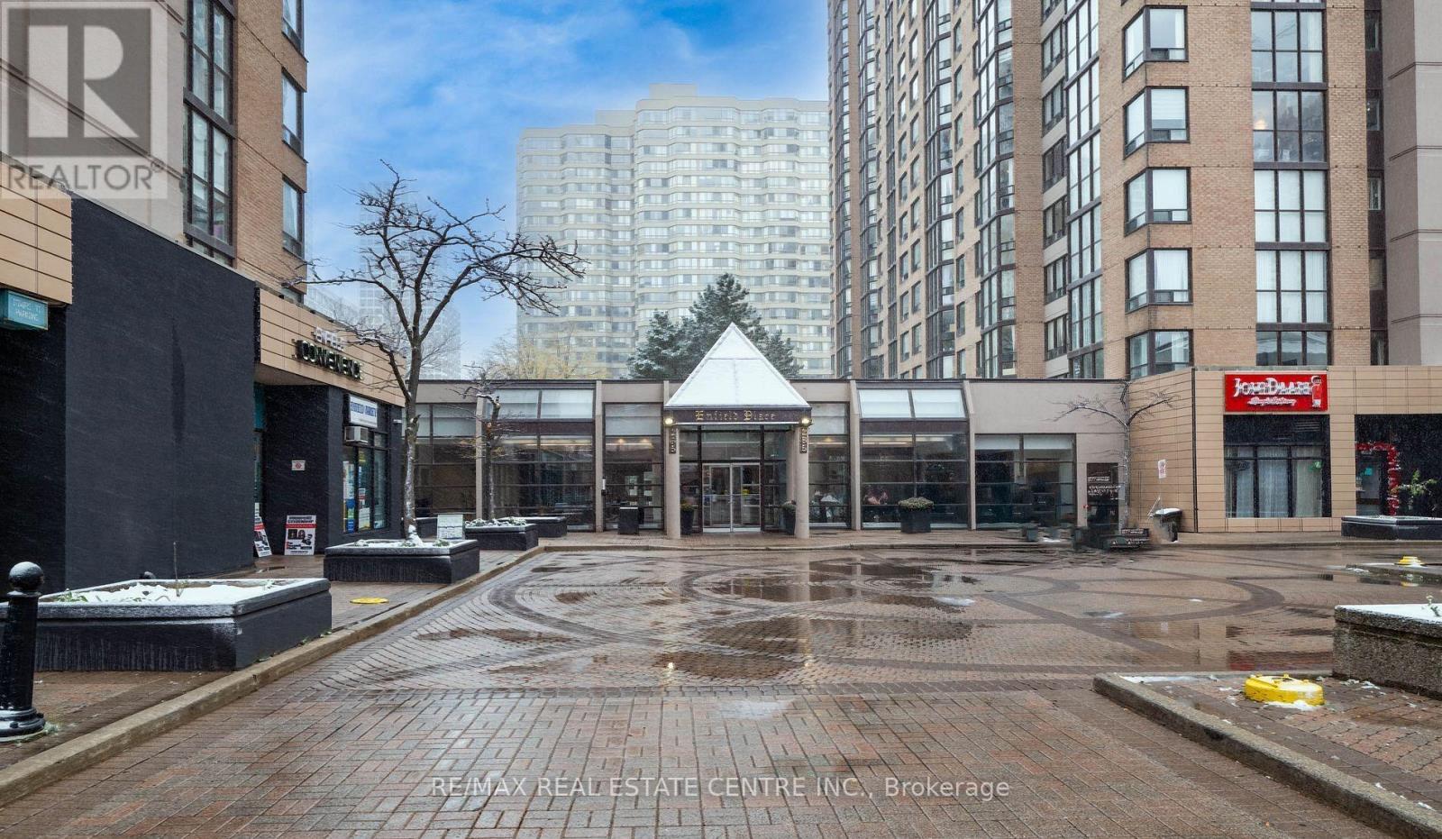 209 - 285 ENFIELD PLACE, Mississauga, Ontario
