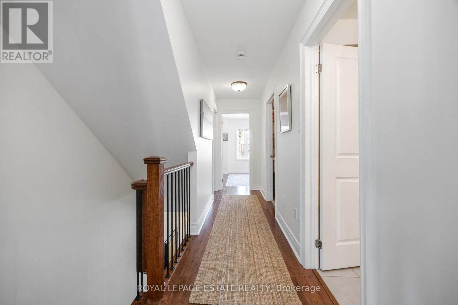 92 Milton Street, Toronto, Ontario  M4Y 2Y2 - Photo 10 - W12763610