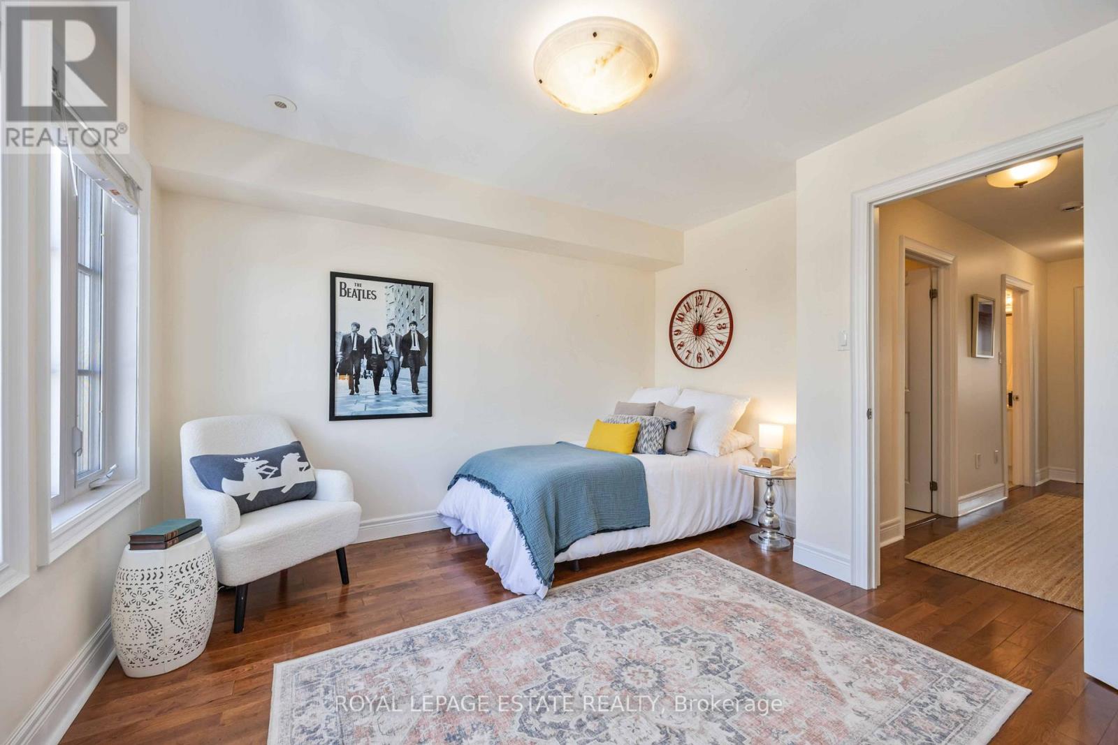 92 Milton Street, Toronto, Ontario  M4Y 2Y2 - Photo 11 - W12763610