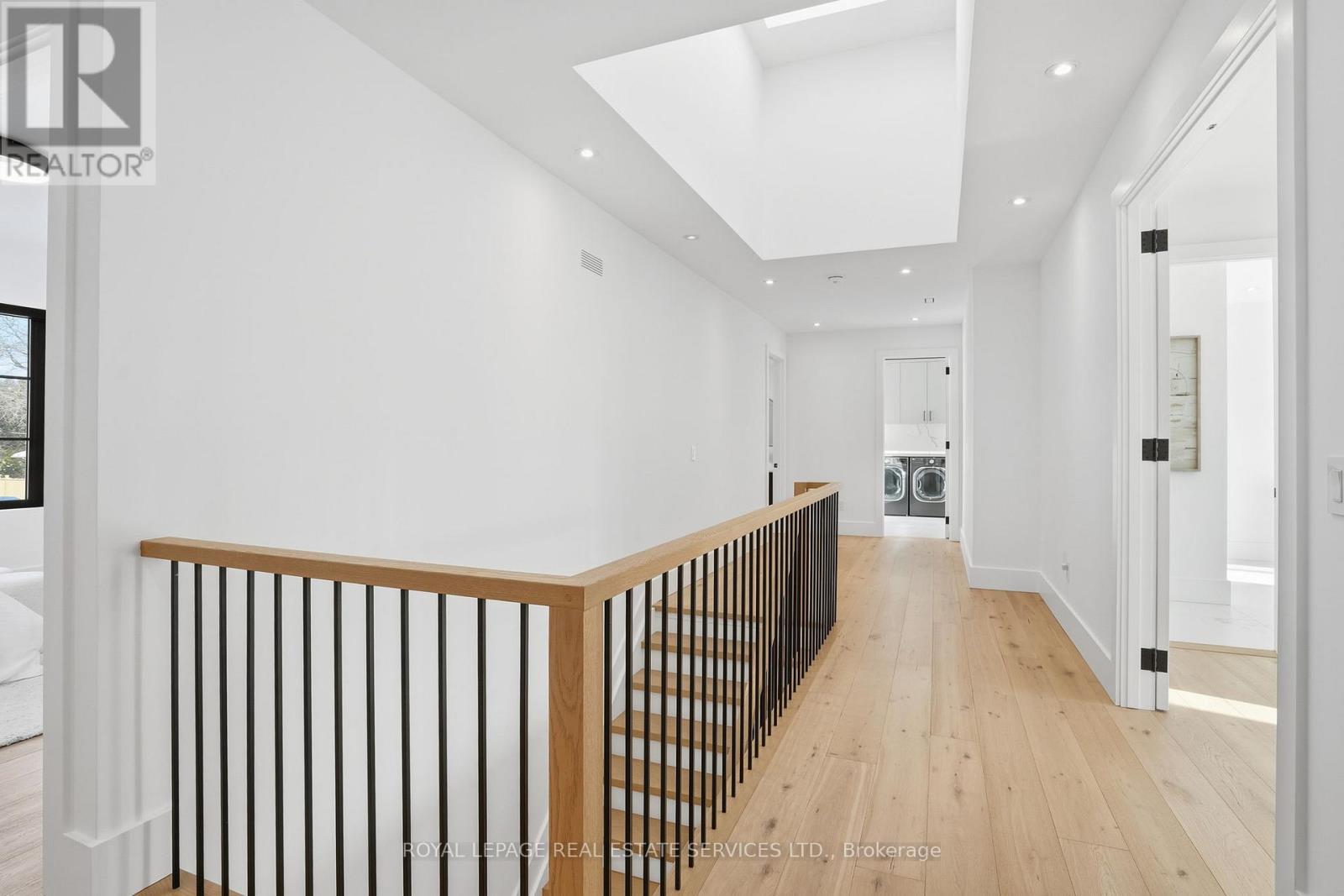 2054 Vickery Drive, Oakville, Ontario  L6L 2J1 - Photo 23 - W12763612