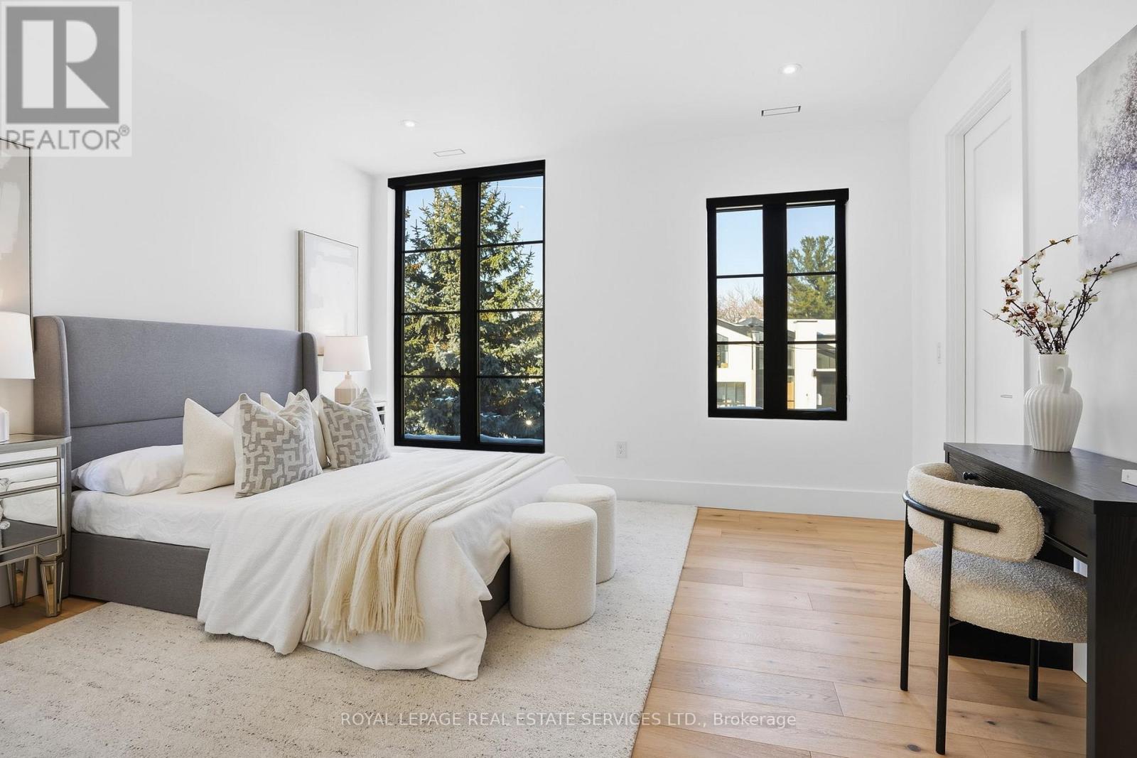 2054 Vickery Drive, Oakville, Ontario  L6L 2J1 - Photo 33 - W12763612