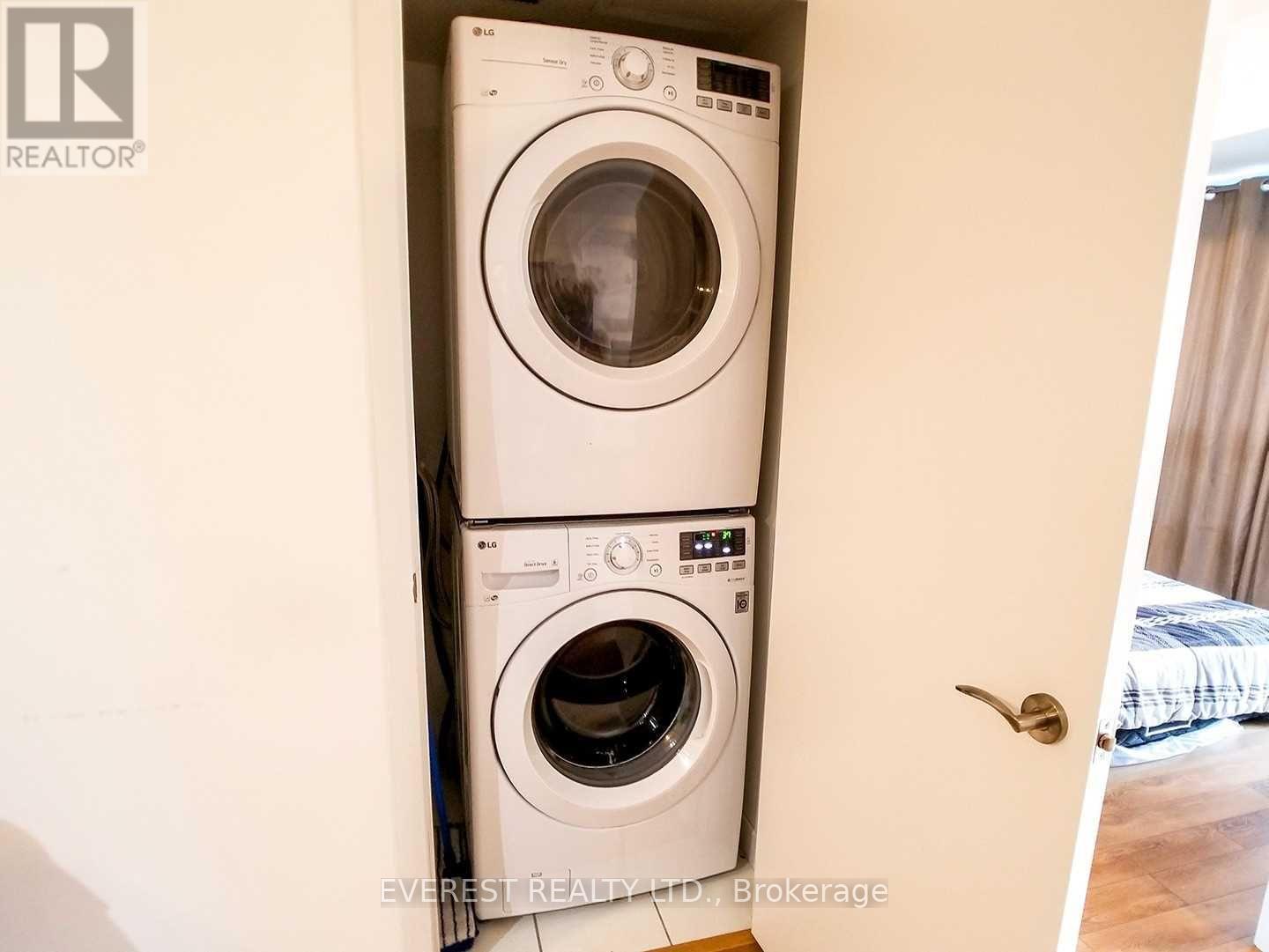 620 - 3091 Dufferin Street, Toronto, Ontario  M6A 2S7 - Photo 7 - W12763616