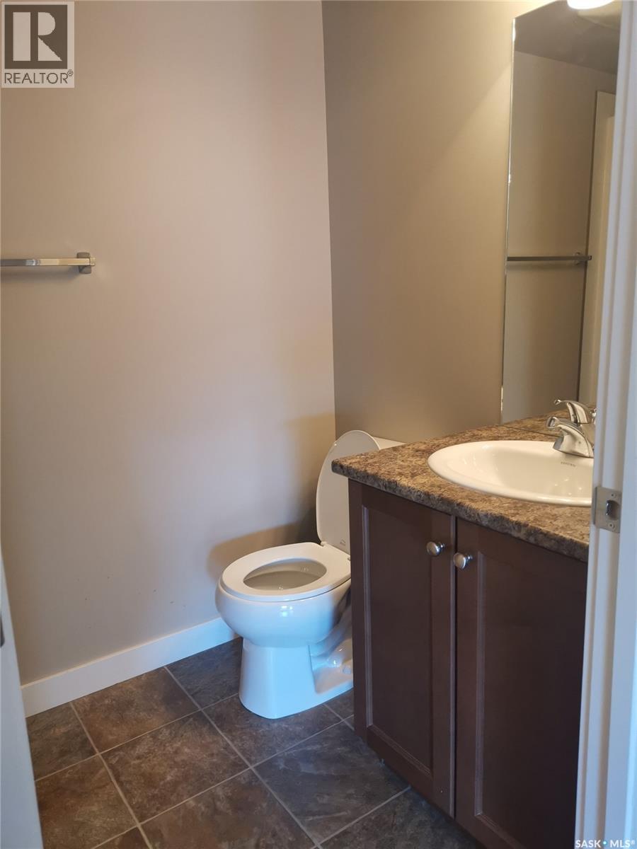 210 2141 Larter Road, Estevan, Saskatchewan  S4A 2Y5 - Photo 13 - SK028040