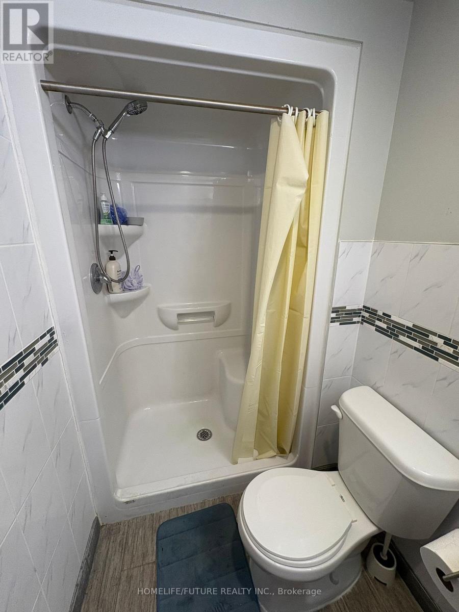 237 - 258b Sunview Street, Waterloo, Ontario  N2L 0H7 - Photo 11 - X12763428