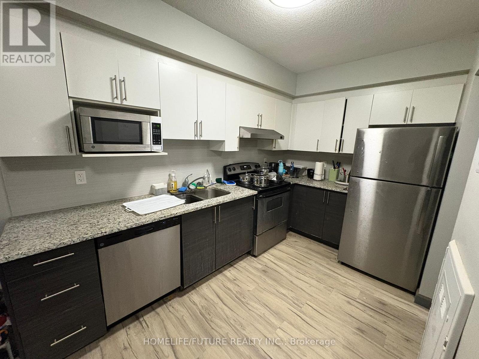 237 - 258b Sunview Street, Waterloo, Ontario  N2L 0H7 - Photo 5 - X12763428