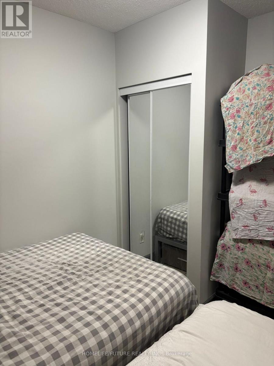 237 - 258b Sunview Street, Waterloo, Ontario  N2L 0H7 - Photo 6 - X12763428