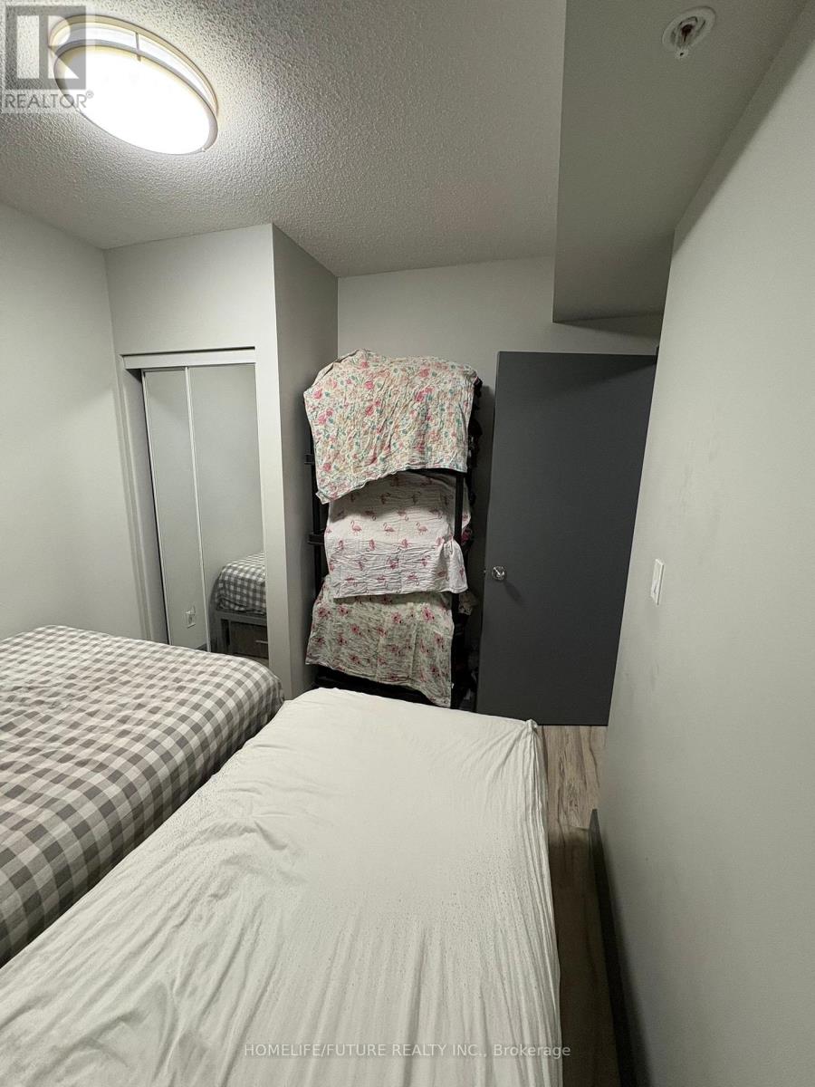 237 - 258b Sunview Street, Waterloo, Ontario  N2L 0H7 - Photo 8 - X12763428