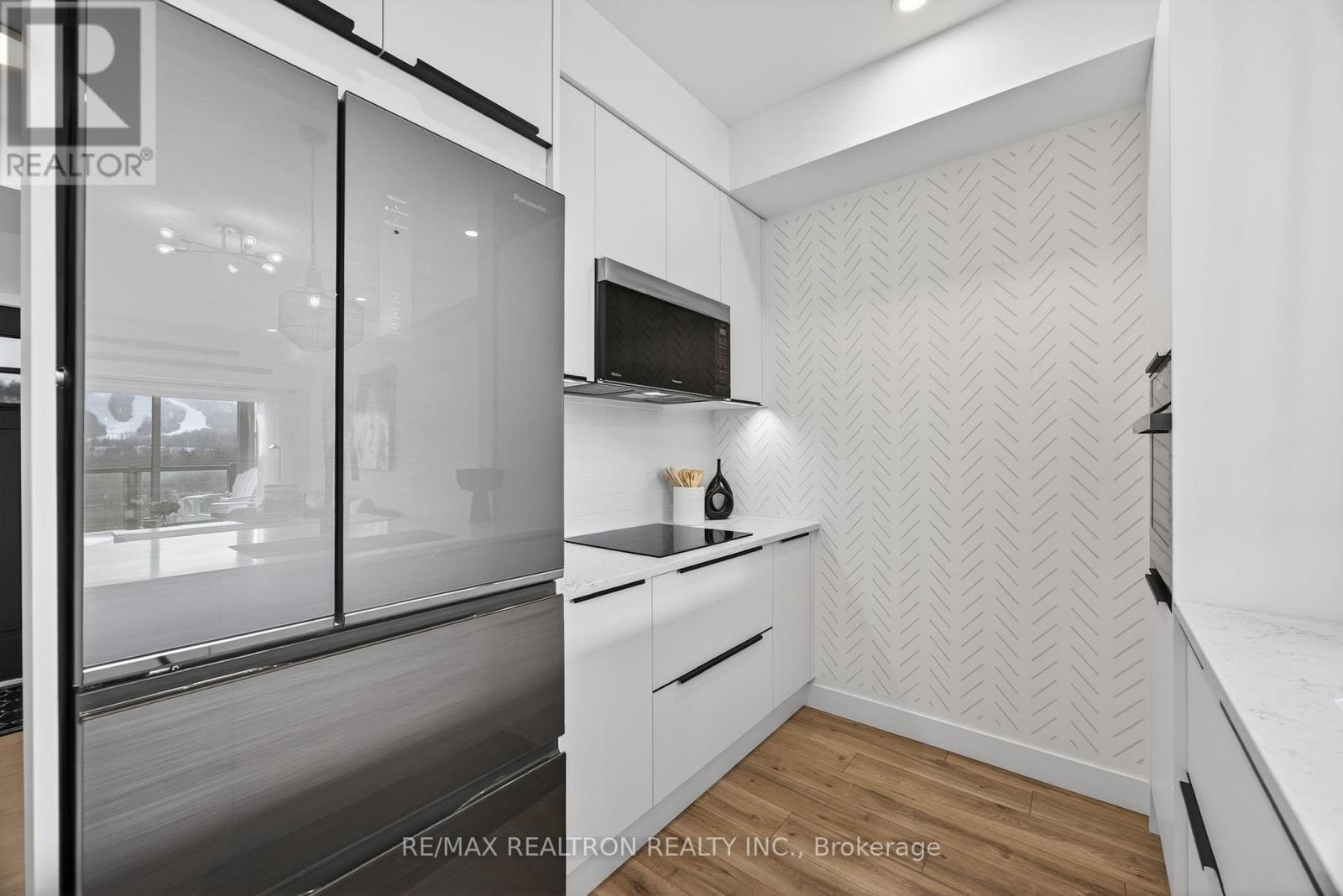 305 - 18 Beckwith Lane, Blue Mountains, Ontario  L9Y 3B6 - Photo 12 - X12763448