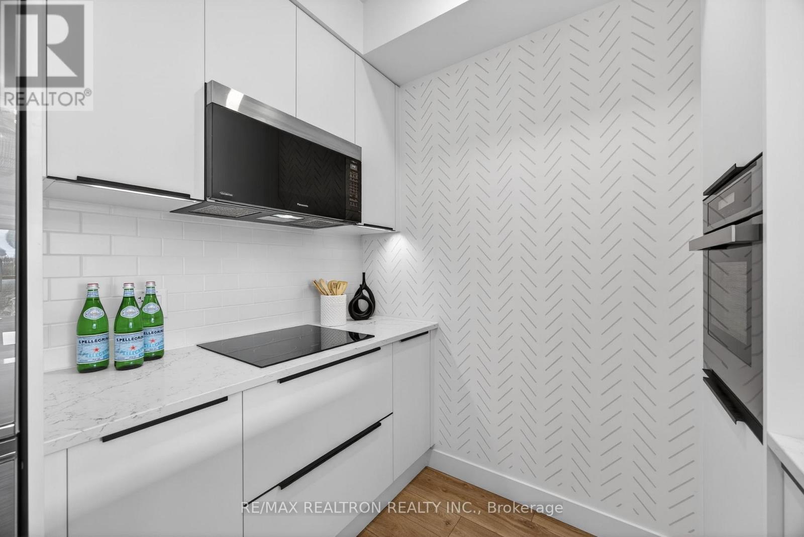 305 - 18 Beckwith Lane, Blue Mountains, Ontario  L9Y 3B6 - Photo 14 - X12763448