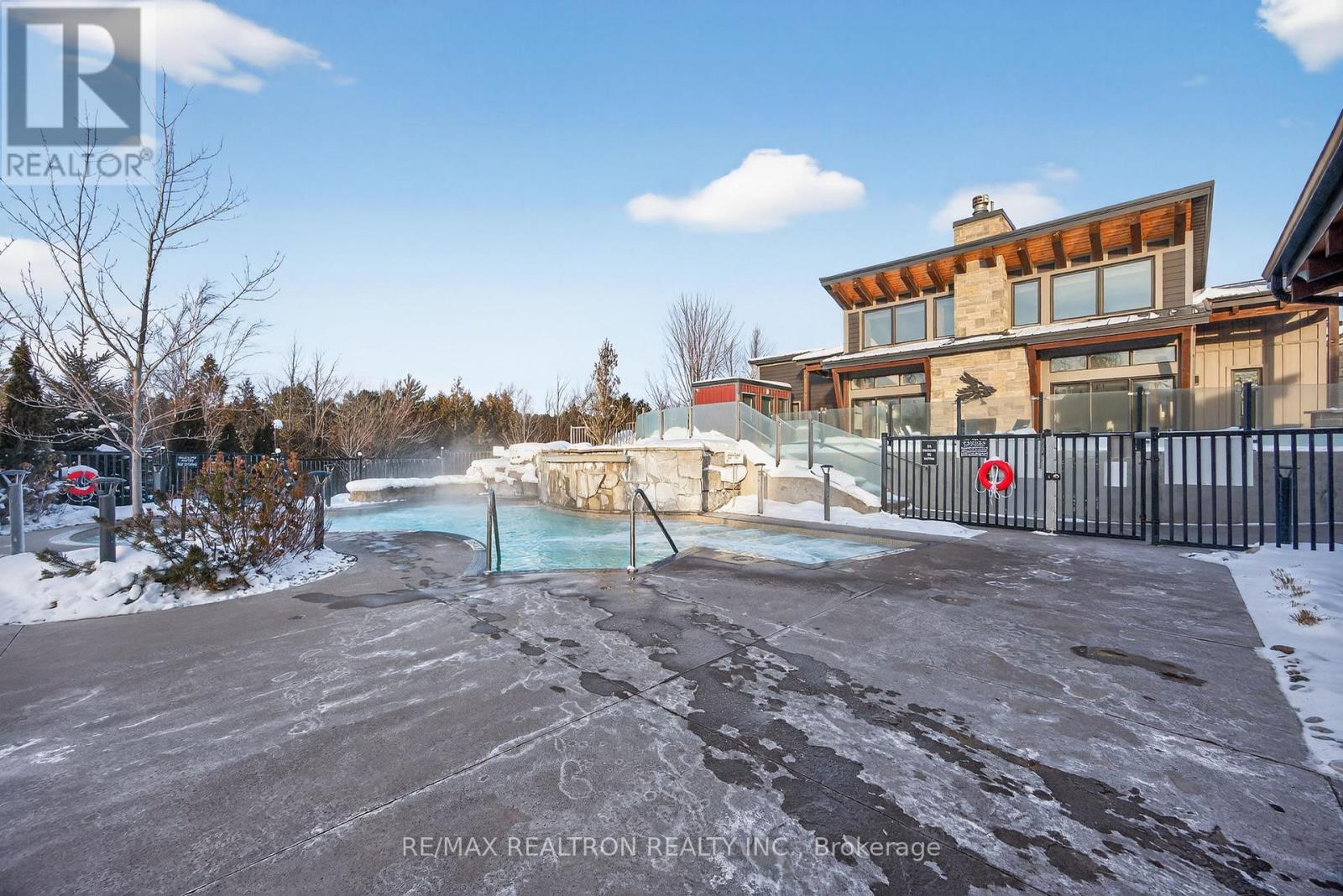 305 - 18 Beckwith Lane, Blue Mountains, Ontario  L9Y 3B6 - Photo 41 - X12763448