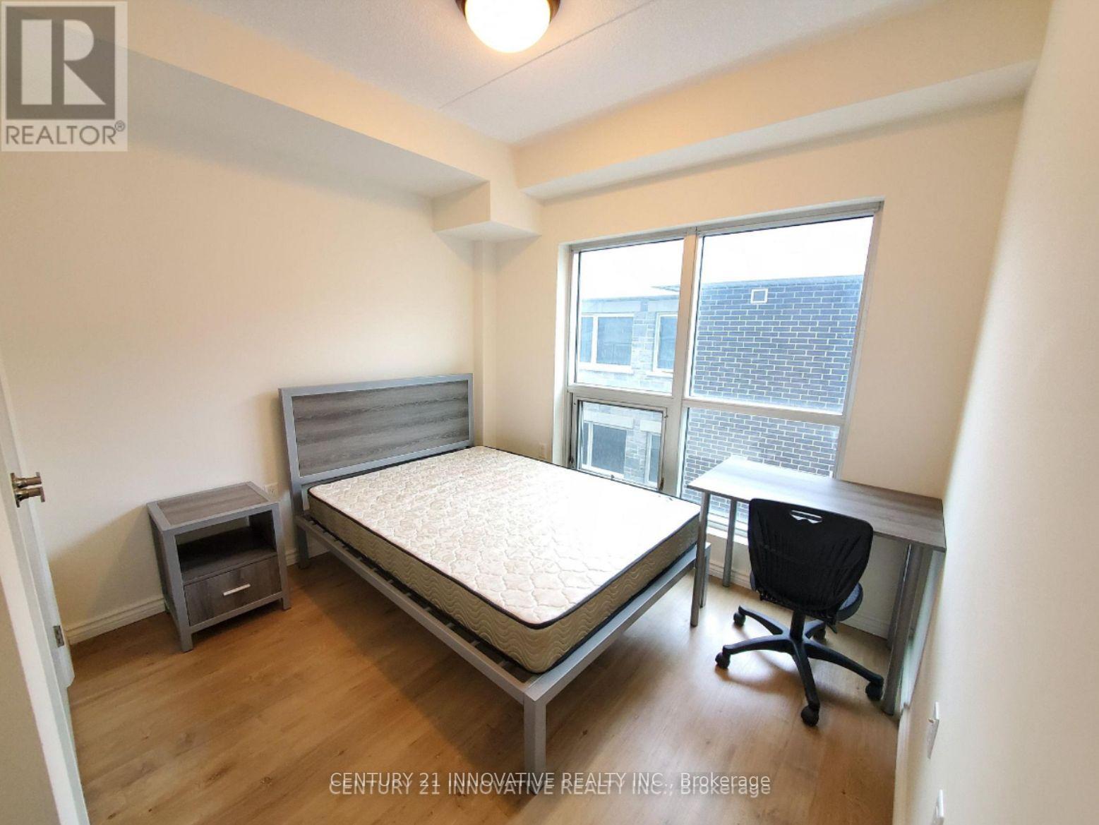 #f415 - 275 Larch Street, Waterloo, Ontario  N2L 3R2 - Photo 6 - X12763506